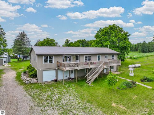 6351 N 33 Rd, Manton, MI, 49663-9708 | Card Image