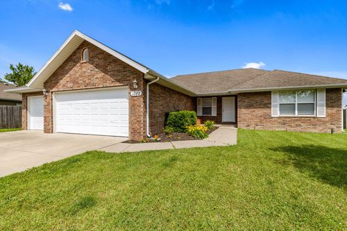 1382 S Kristopher Ave, Republic, MO, 65738-1102 | Card Image