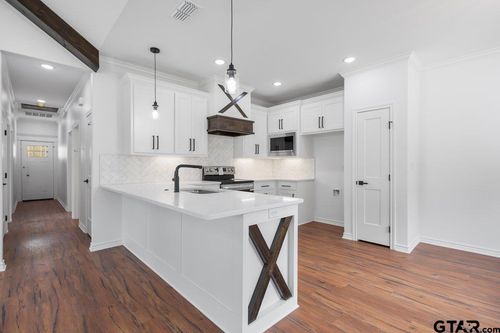 1615 Shawnee Blvd, Tyler, TX, 75702-2732 | Card Image