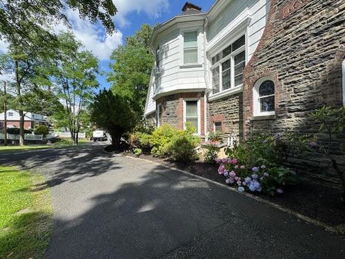apt-1r-11 Tree Haven Ln, New Windsor, NY, 12553-7139 | Card Image