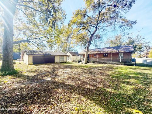 4660 Moon Lake Rd, Coahoma, MS, 38617-9631 | Card Image