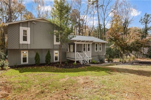 2919 Manitoba Ln, Marietta, GA, 30062-1549 | Card Image