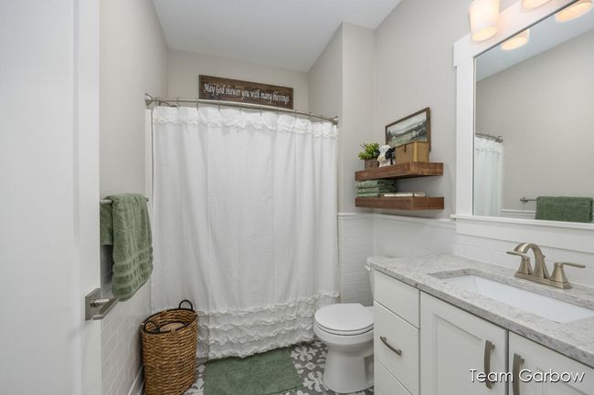 01 - 8393 Woodhaven Dr Sw, Condo with 3 bedrooms, 3 bathrooms and null parking in Byron Center MI | Image 14