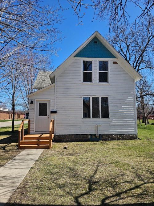 1101 Fillmore St, Alexandria, MN, 56308-2445 | Card Image