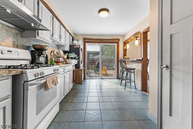 1243 E Front St, House other with 4 bedrooms, 3 bathrooms and null parking in Plainfield NJ | Image 7
