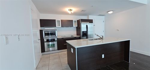 1617-1900 N Bayshore Dr, Miami, FL, 33132-3001 | Card Image