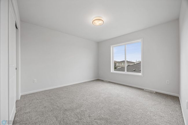 Photos of Previous Model | Image 35
