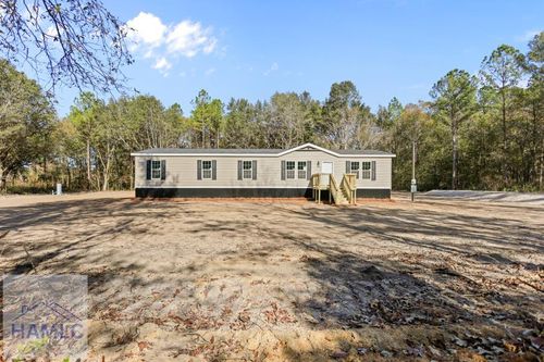 193 Hugh Gordon Ln Se, Ludowici, GA, 31316-5127 | Card Image
