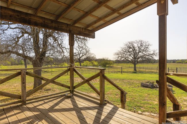 343 Batey Rd, Home with 3 bedrooms, 2 bathrooms and null parking in Nixon TX | Image 16