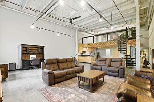 217-201 Price Rd, Lexington, KY, 40511-1954 | Card Image