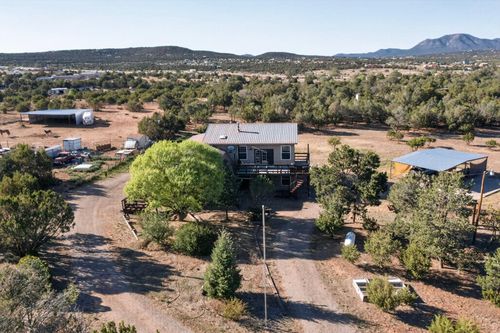 10 Brendan Ln, Tijeras, NM, 87059-7832 | Card Image