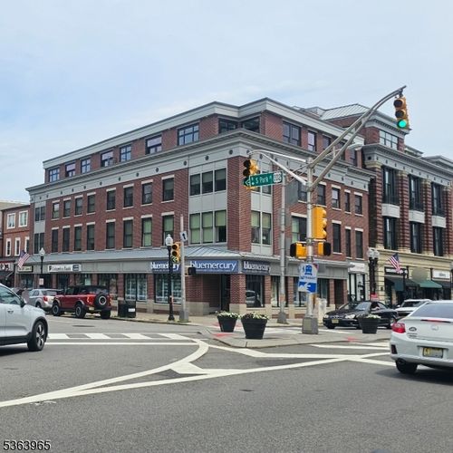 apt-10-2 South St, Morristown, NJ, 07960-4370 | Card Image