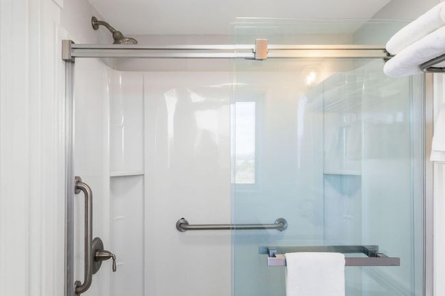 496ShoreRdU7-26 | Image 15