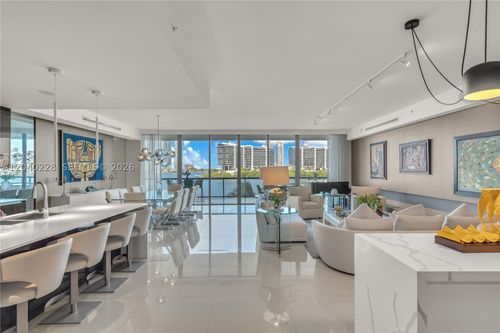 318-3300 Ne 188th St, Aventura, FL, 33180-3372 | Card Image
