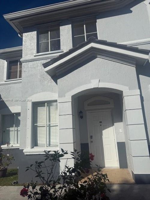 apt-104-7325 Nw 174th Ter, Hialeah, FL, 33015-1124 | Card Image