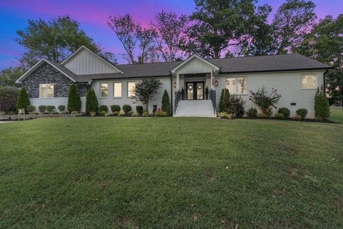 2712 Windemere Dr, Nashville, TN, 37214-1733 | Card Image