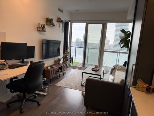 4705-15 Grenville St, Toronto, ON, M4Y0B9 | Card Image