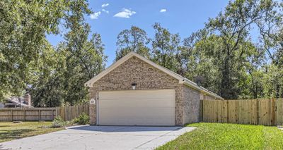 807 Breakwater Street, House other with 3 bedrooms, 2 bathrooms and null parking in Crosby TX | Image 3