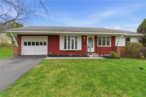 100 Gail Ln, Syracuse, NY, 13219-2625 | Card Image