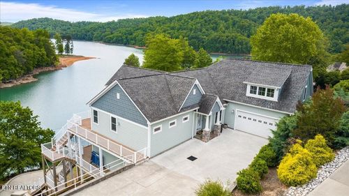 207 Cameron Loop, La Follette, TN, 37766-4523 | Card Image