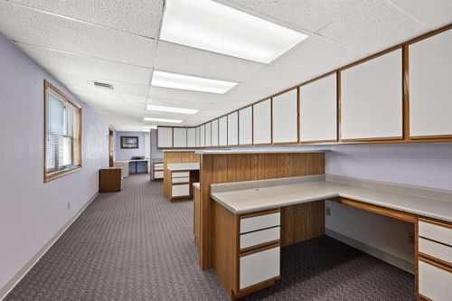 suite-4-953 E Main Street, Manchester, IA, 52057 | Card Image