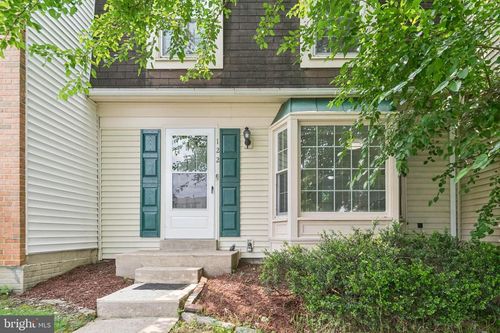 122 Sharpstead Ln, GAITHERSBURG, MD, 20878-2715 | Card Image
