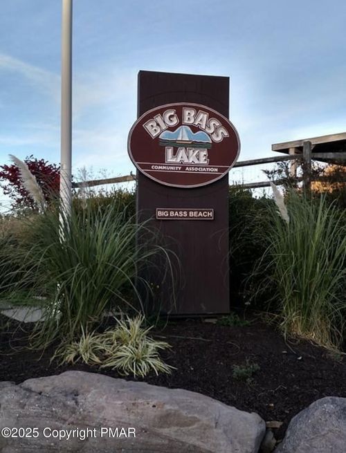 T2319 Adventure Dr, Gouldsboro, PA, 18424 | Card Image