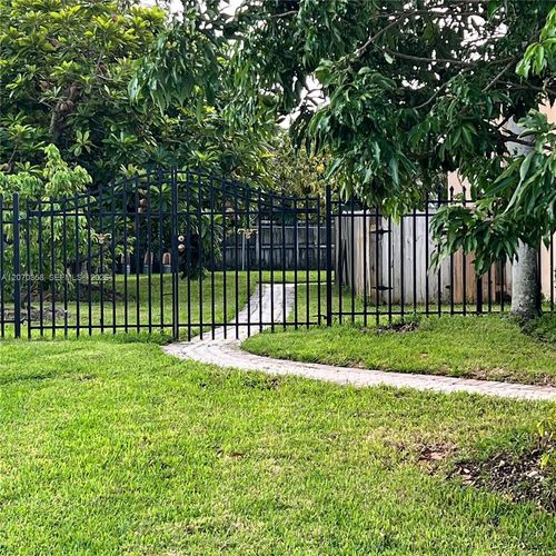 1-12770 Sw 217th Terrace, Miami, FL, 33170 | Card Image