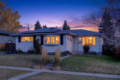 1184 Northmount Dr Nw, Calgary, AB, T2L0C7 | Card Image