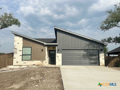 2225 Wooster St, Nolanville, TX, 76559-4755 | Card Image