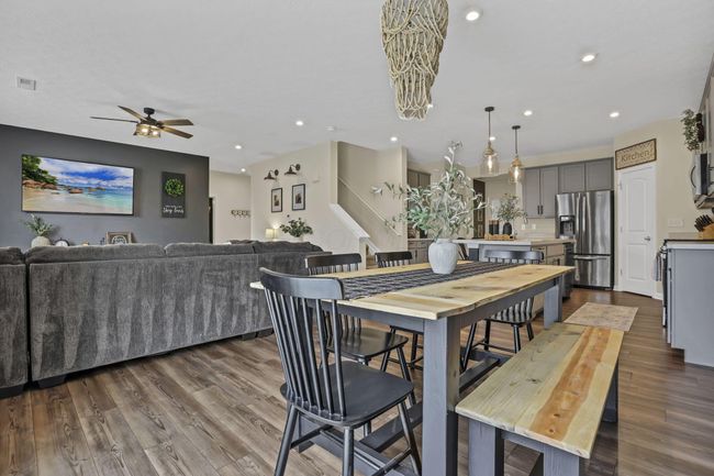 Living Room/dining space | Image 19