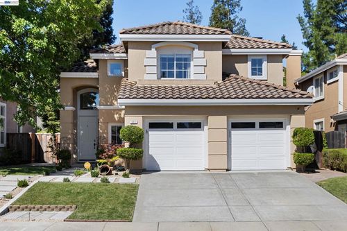 377 Squirrel Ridge Way, Danville, CA, 94506-4742 | Card Image