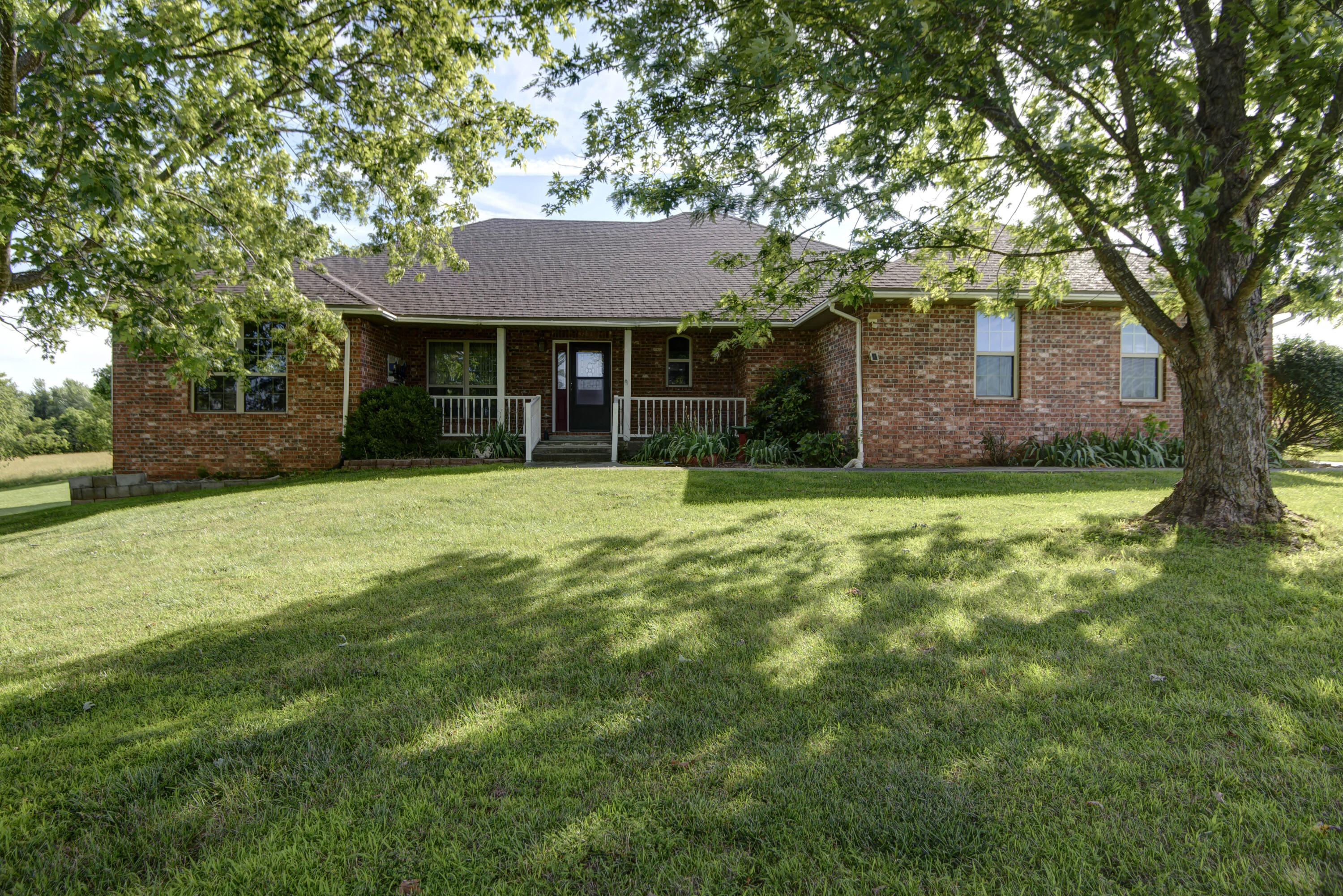 Sherwood Rd, Rogersville, MO 65742