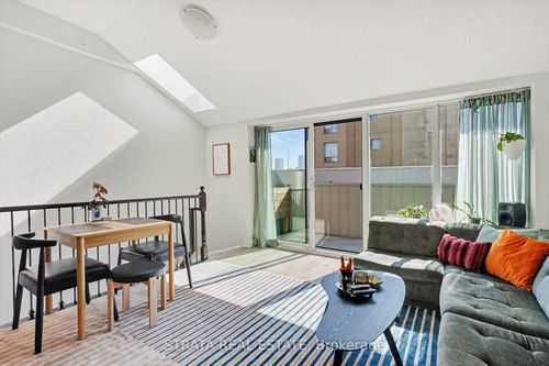 424-1410 Dupont Street, Toronto, ON, M6H2B1 | Card Image