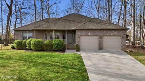 2501 Friar Wood Ln, Sevierville, TN, 37876-3805 | Card Image