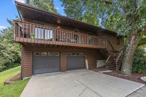 8261 Fair Meadows Dr, Aurora, IN, 47001-8452 | Card Image