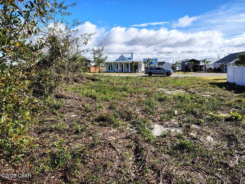 407 California Dr, Mexico Beach, FL, 32456-0105 | Card Image