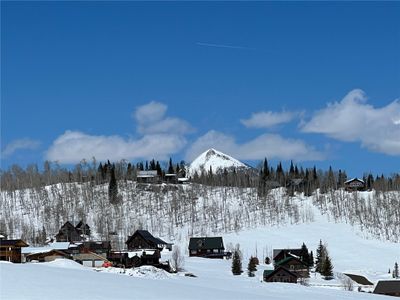 Beautiful View of Hahn's Peak | Image 1