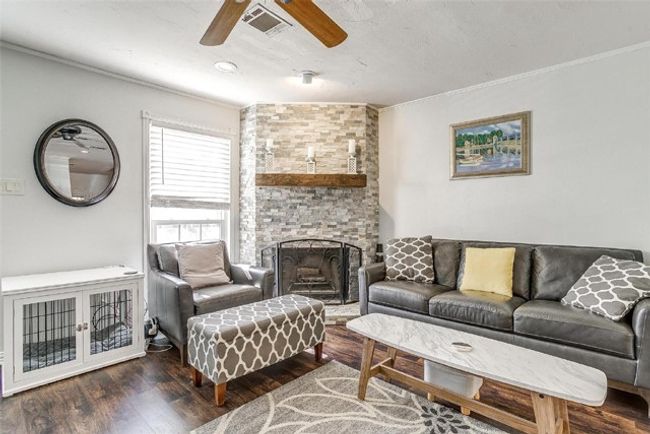 32 Abbey Rd, Condo with 2 bedrooms, 2 bathrooms and null parking in Euless TX | Image 9