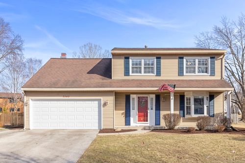 2240 Mecan Dr, Naperville, IL, 60564-9511 | Card Image