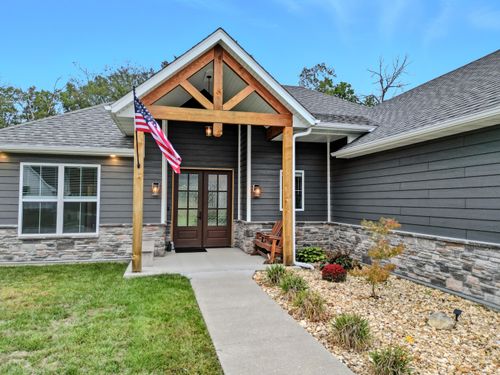 15180 Everglades Dr, ASHLAND, MO, 65010-5547 | Card Image