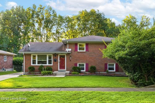 7621 Greenfield Ave, Louisville, KY, 40214-4628 | Card Image