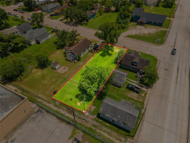1026 W 4 Th St, Home with 0 bedrooms, 0 bathrooms and null parking in Freeport TX | Image 7