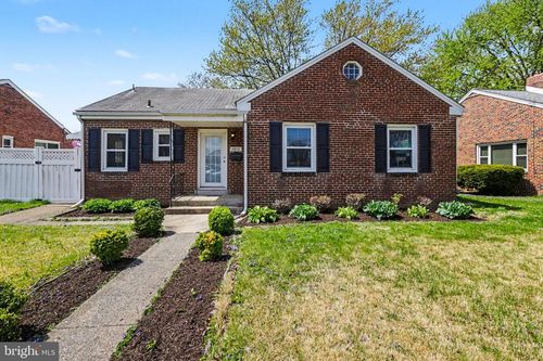 3512 N 6th St, HARRISBURG, PA, 17110-1424 | Card Image