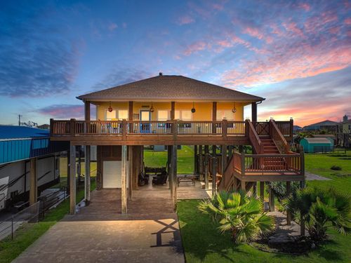 938 Sage, Crystal Beach, TX, 77650-3440 | Card Image