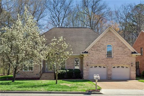 426 Richter Ln, Yorktown, VA, 23693-2648 | Card Image