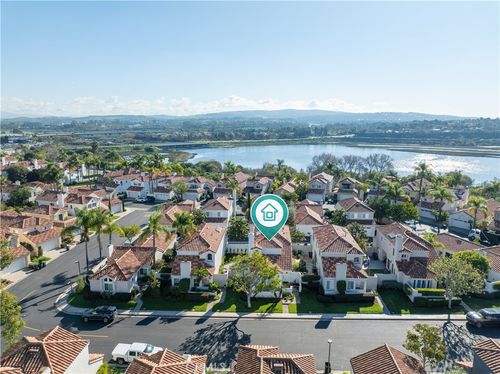 78 Pelican Ct, Newport Beach, CA, 92660-2927 | Card Image