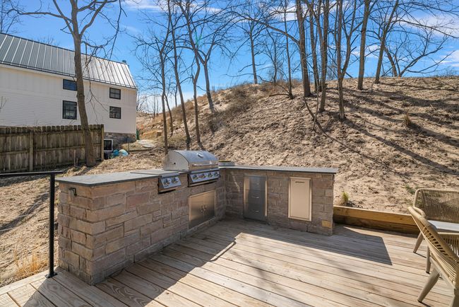 09-4730 Notre Dame Ave -9 | Image 25