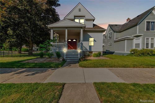 81 Crocker Blvd, Mount Clemens, MI, 48043-2549 | Card Image
