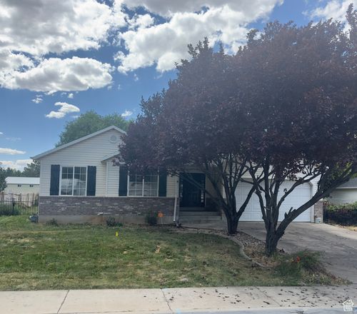 655 100, Santaquin, UT, 84655-7906 | Card Image